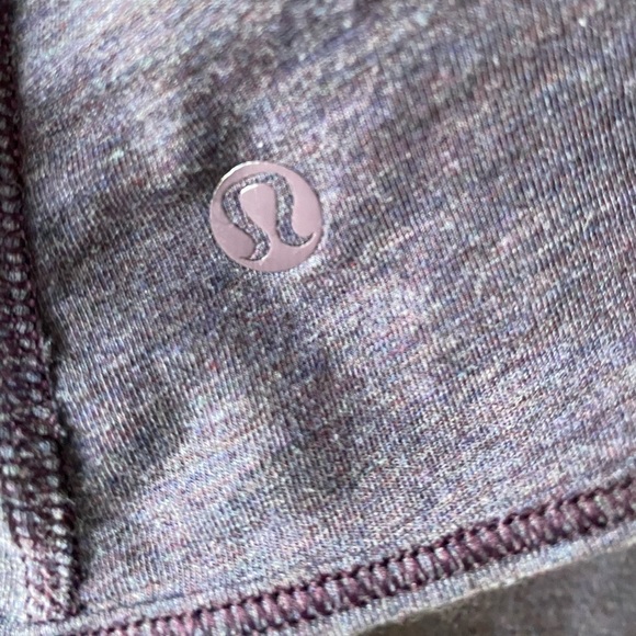 LIKE NEW. Lululemon🍋 tank‼️ - Picture 3 of 8